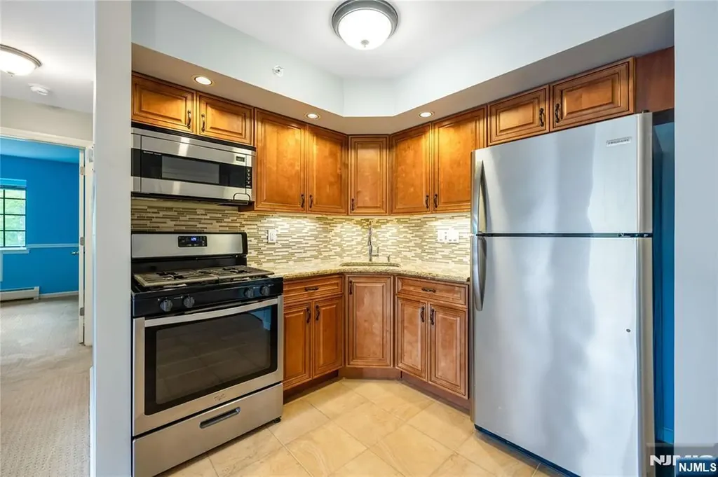 1409 Faulkner Court Mahwah NJ 07430