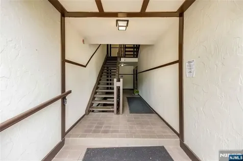 1409 Faulkner Court Mahwah NJ 07430