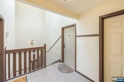 1409 Faulkner Court Mahwah NJ 07430