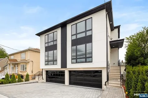 332 12th Street Palisades Park NJ 07650