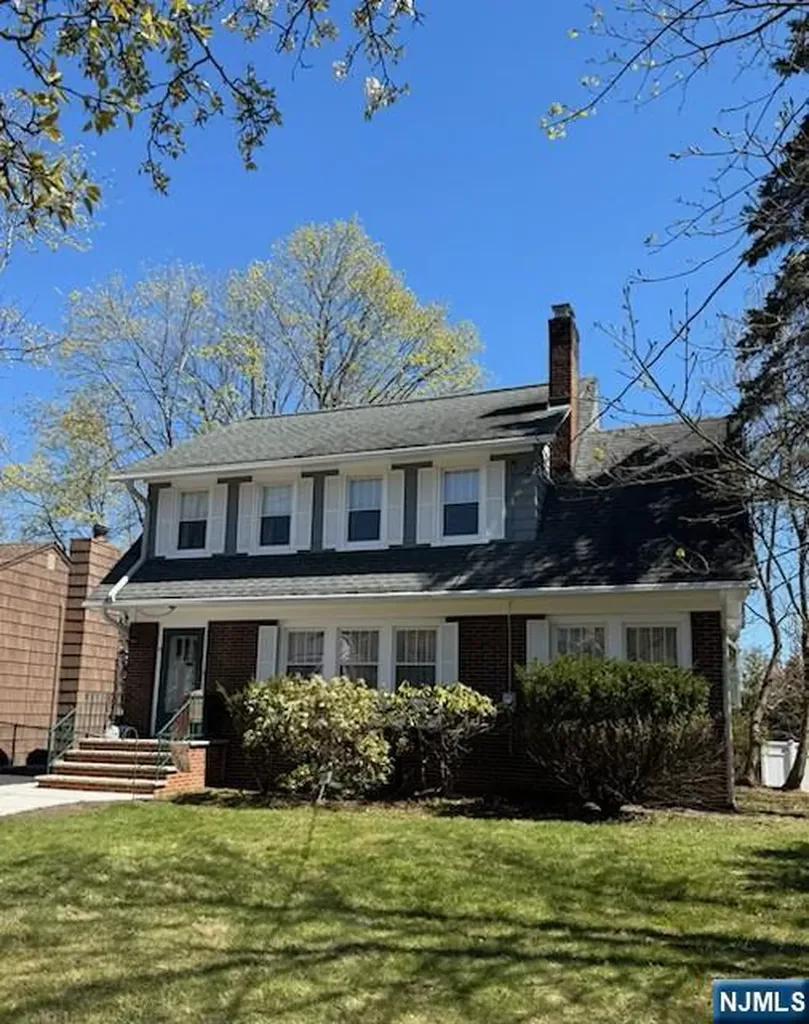61 Prospect Street Verona NJ 07044