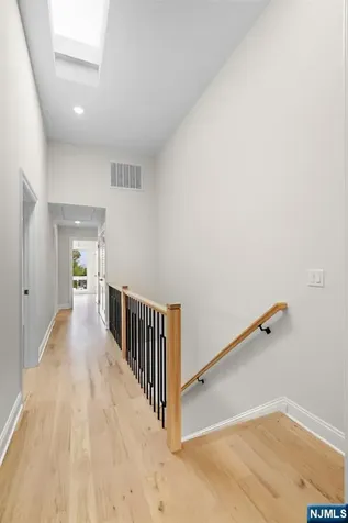 332 12th Street Palisades Park NJ 07650