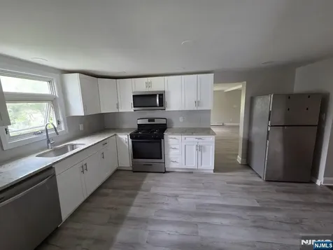 104 River Street East Rutherford NJ 07073