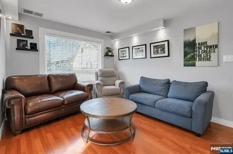 108 Ottawa Hasbrouck Heights NJ 07604