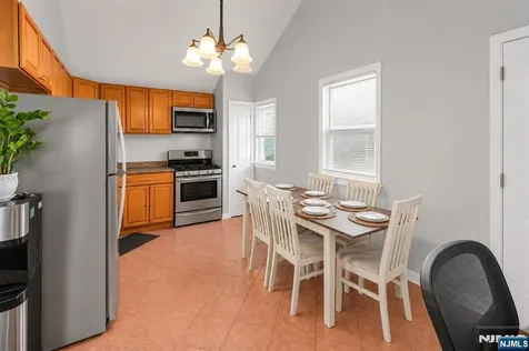 108 Ottawa Hasbrouck Heights NJ 07604