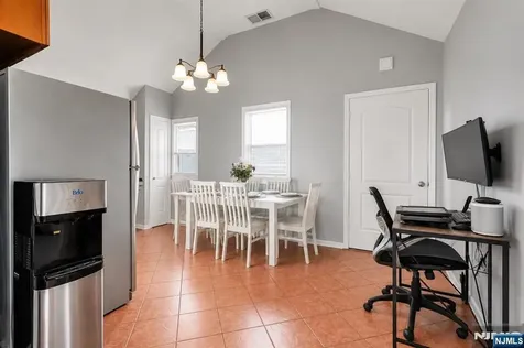 108 Ottawa Hasbrouck Heights NJ 07604