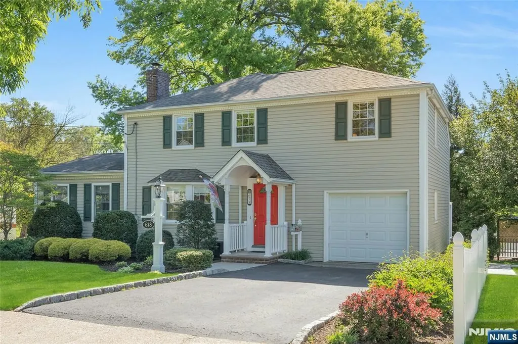 678 Millbrook Road River Edge NJ 07661