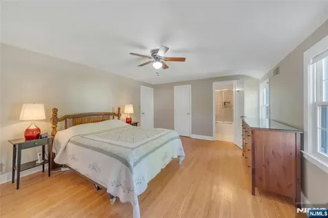 678 Millbrook Road River Edge NJ 07661