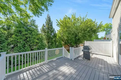 678 Millbrook Road River Edge NJ 07661