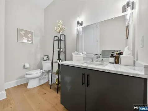 19 Woodmont Circle River Vale NJ 07675