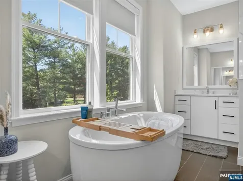19 Woodmont Circle River Vale NJ 07675