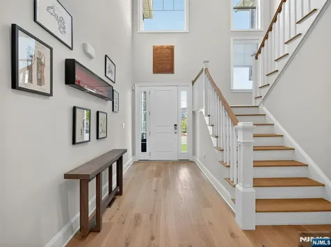 19 Woodmont Circle River Vale NJ 07675