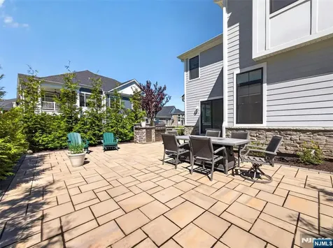 19 Woodmont Circle River Vale NJ 07675