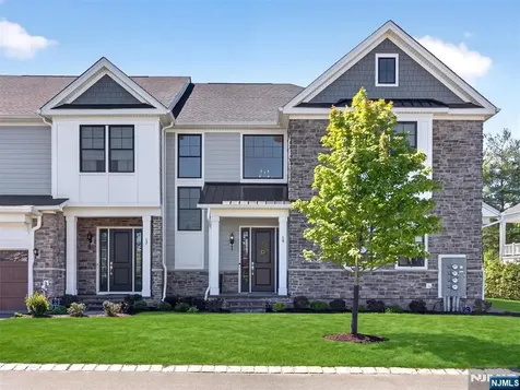 19 Woodmont Circle River Vale NJ 07675