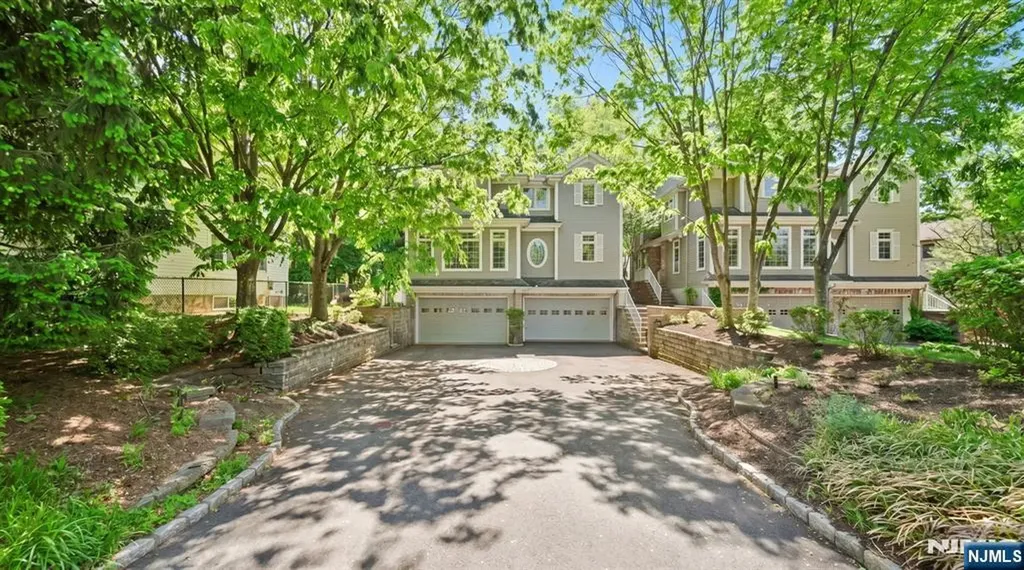 218 County Road Tenafly NJ 07670