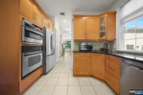 218 County Road Tenafly NJ 07670