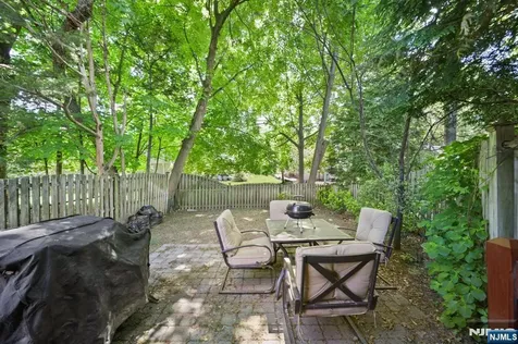 218 County Road Tenafly NJ 07670