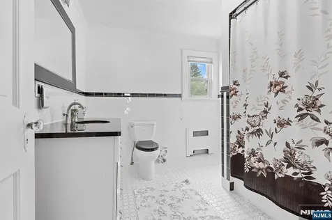 874 Elm Avenue River Edge NJ 07661