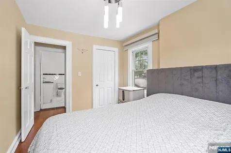 874 Elm Avenue River Edge NJ 07661
