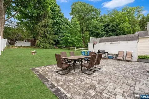 874 Elm Avenue River Edge NJ 07661