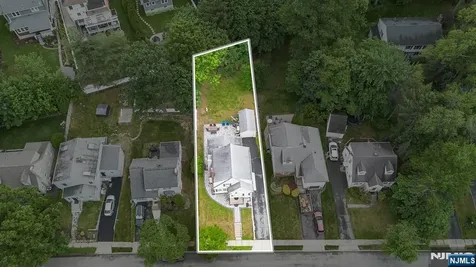 874 Elm Avenue River Edge NJ 07661