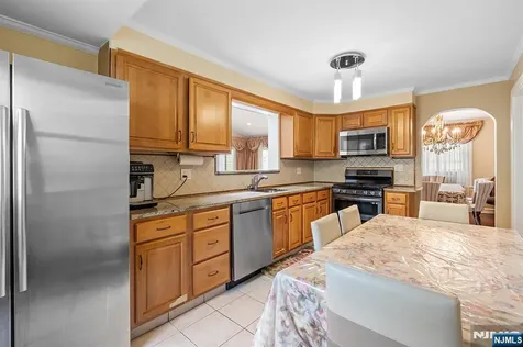 874 Elm Avenue River Edge NJ 07661