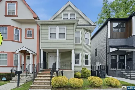 74 Hamilton Street East Orange NJ 07017