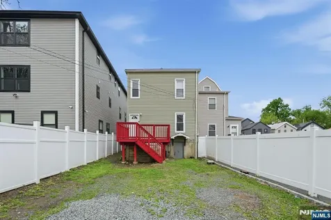 74 Hamilton Street East Orange NJ 07017