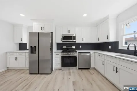 551 Schuyler Avenue North Arlington NJ 07031