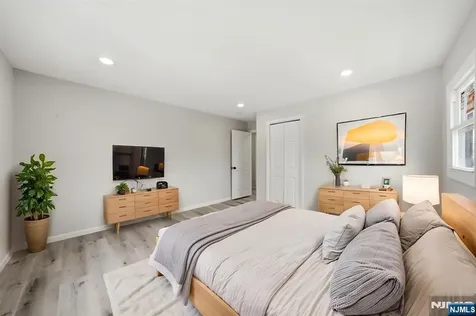 551 Schuyler Avenue North Arlington NJ 07031