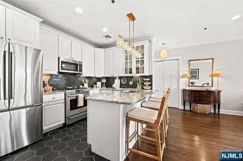 82 Clinton Street Hoboken NJ 07030