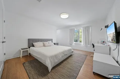 191 Jefferson Avenue Tenafly NJ 07670