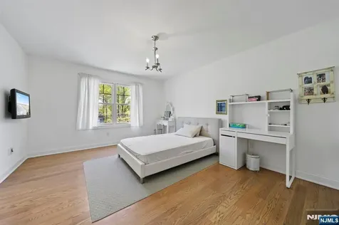 191 Jefferson Avenue Tenafly NJ 07670