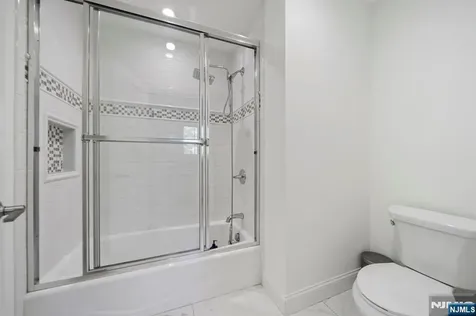 191 Jefferson Avenue Tenafly NJ 07670
