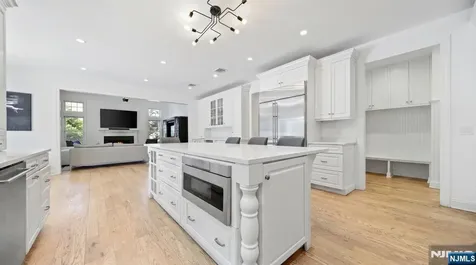 191 Jefferson Avenue Tenafly NJ 07670