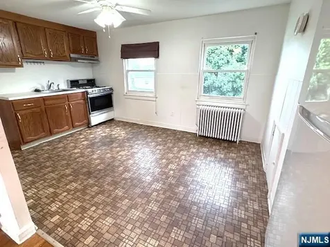 14 6th Street Englewood Cliffs NJ 07632