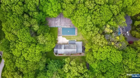 75 Woodcliff Lake Road Saddle River NJ 07458