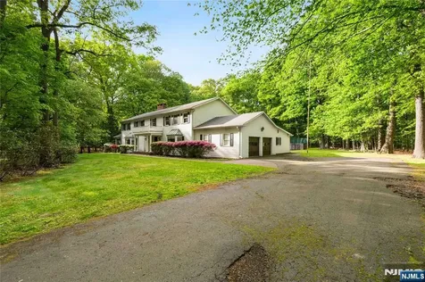 75 Woodcliff Lake Road Saddle River NJ 07458