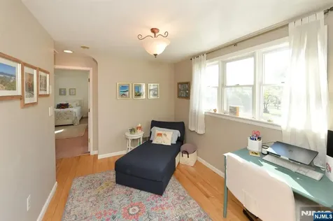 65 Clover Court New Milford NJ 07646