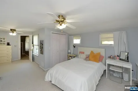 65 Clover Court New Milford NJ 07646