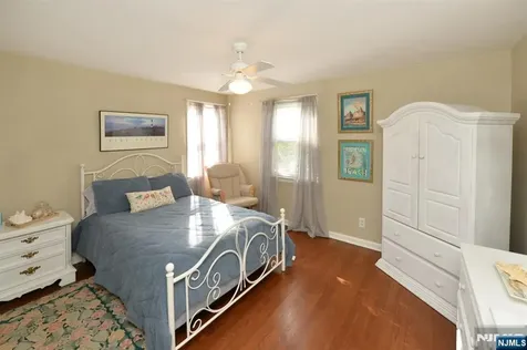 65 Clover Court New Milford NJ 07646