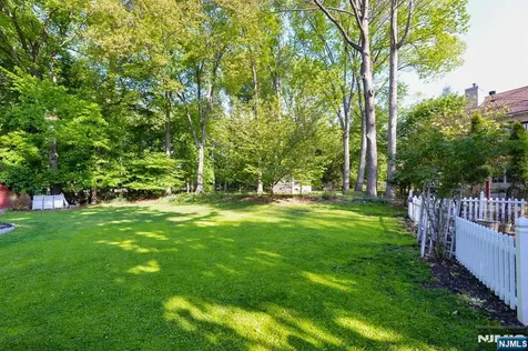65 Clover Court New Milford NJ 07646