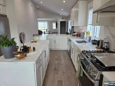 60 Brinkerhoff Terrace Palisades Park NJ 07650