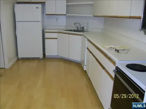 1055 River Edgewater NJ 07020