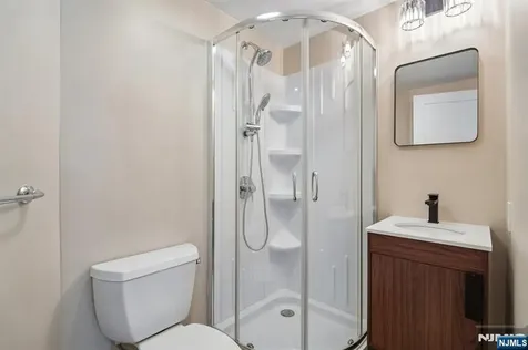 11 Raymond Street Englewood Cliffs NJ 07632