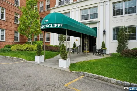 10 Crestmont Road Montclair NJ 07042