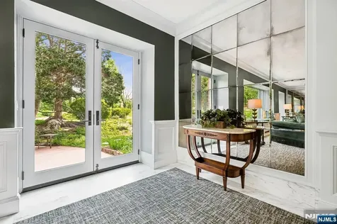 10 Crestmont Road Montclair NJ 07042