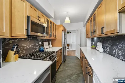 10 Crestmont Road Montclair NJ 07042