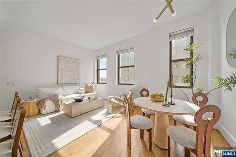 4 Beacon Way Jersey City NJ 07304