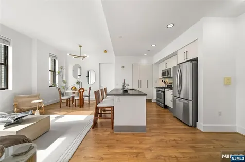 4 Beacon Way Jersey City NJ 07304